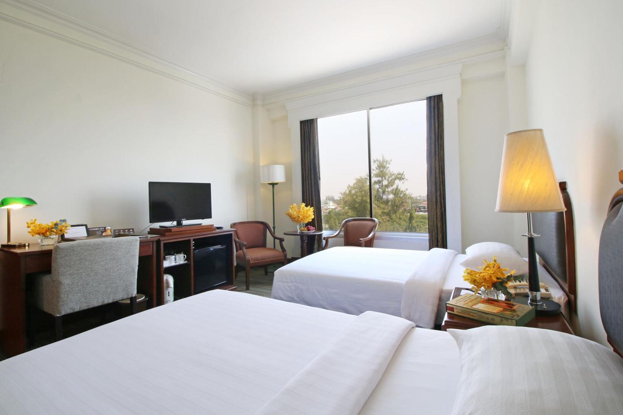 The Imperial Hotel & Convention Centre Korat Nakhonratchasima Rom bilde