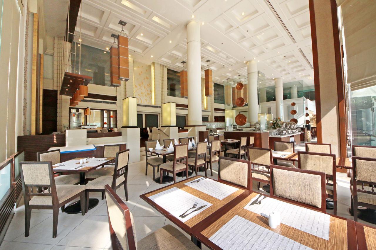 The Imperial Hotel & Convention Centre Korat Nakhonratchasima Eksteriør bilde